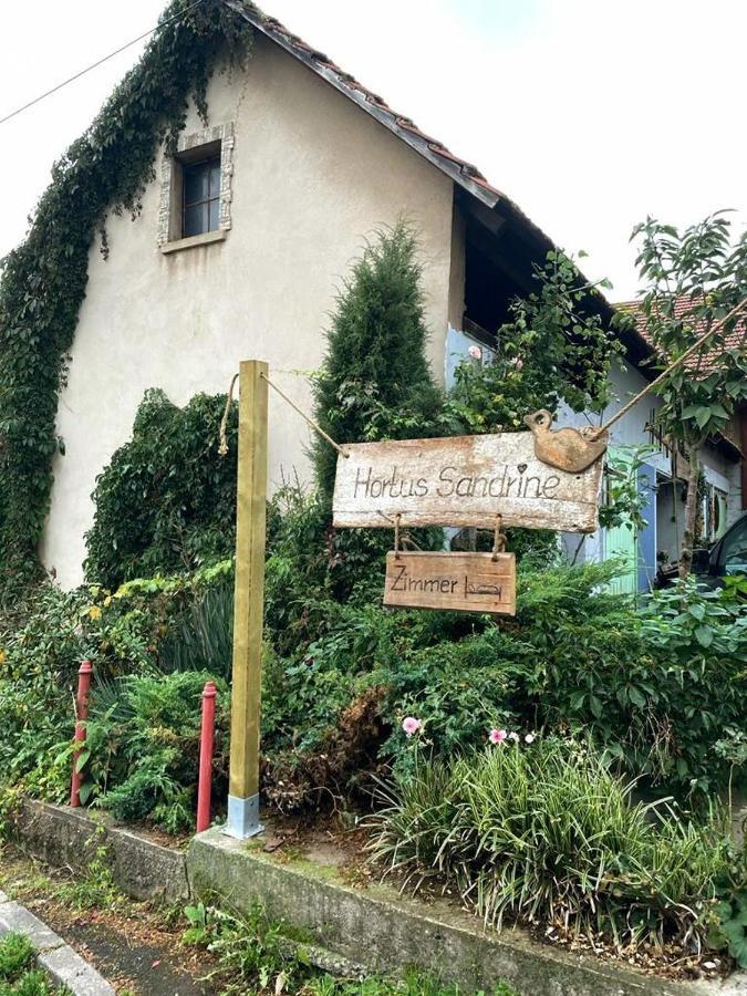 Heuhotel Farm Own Sleeping Bag Free Wifi Hausbreitenbach Bagian luar foto